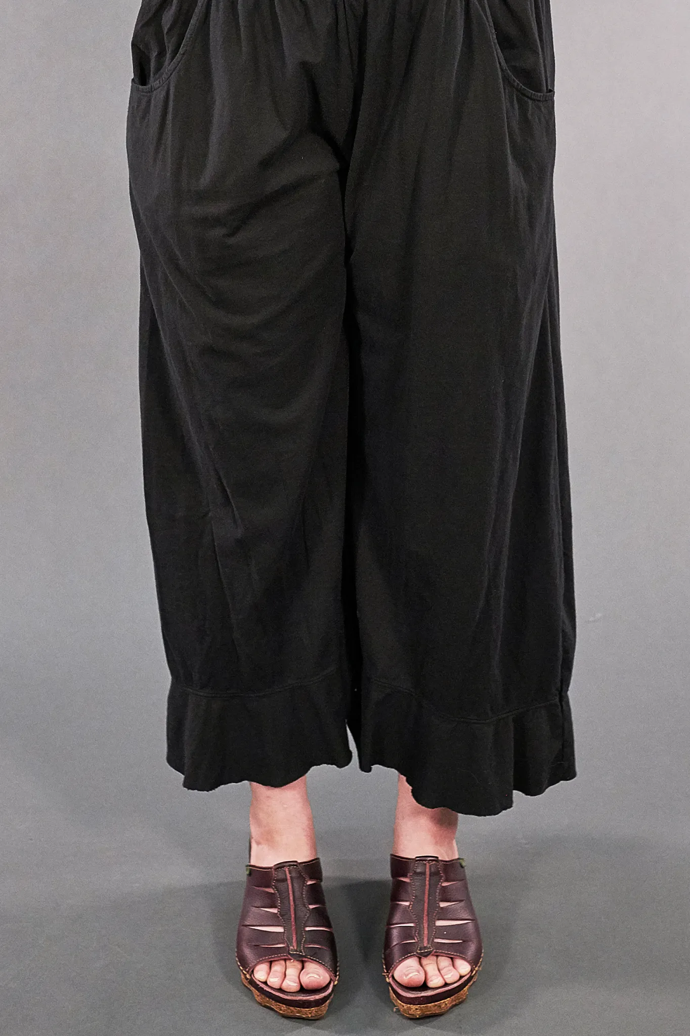 3300 Flounce Pant Black-U