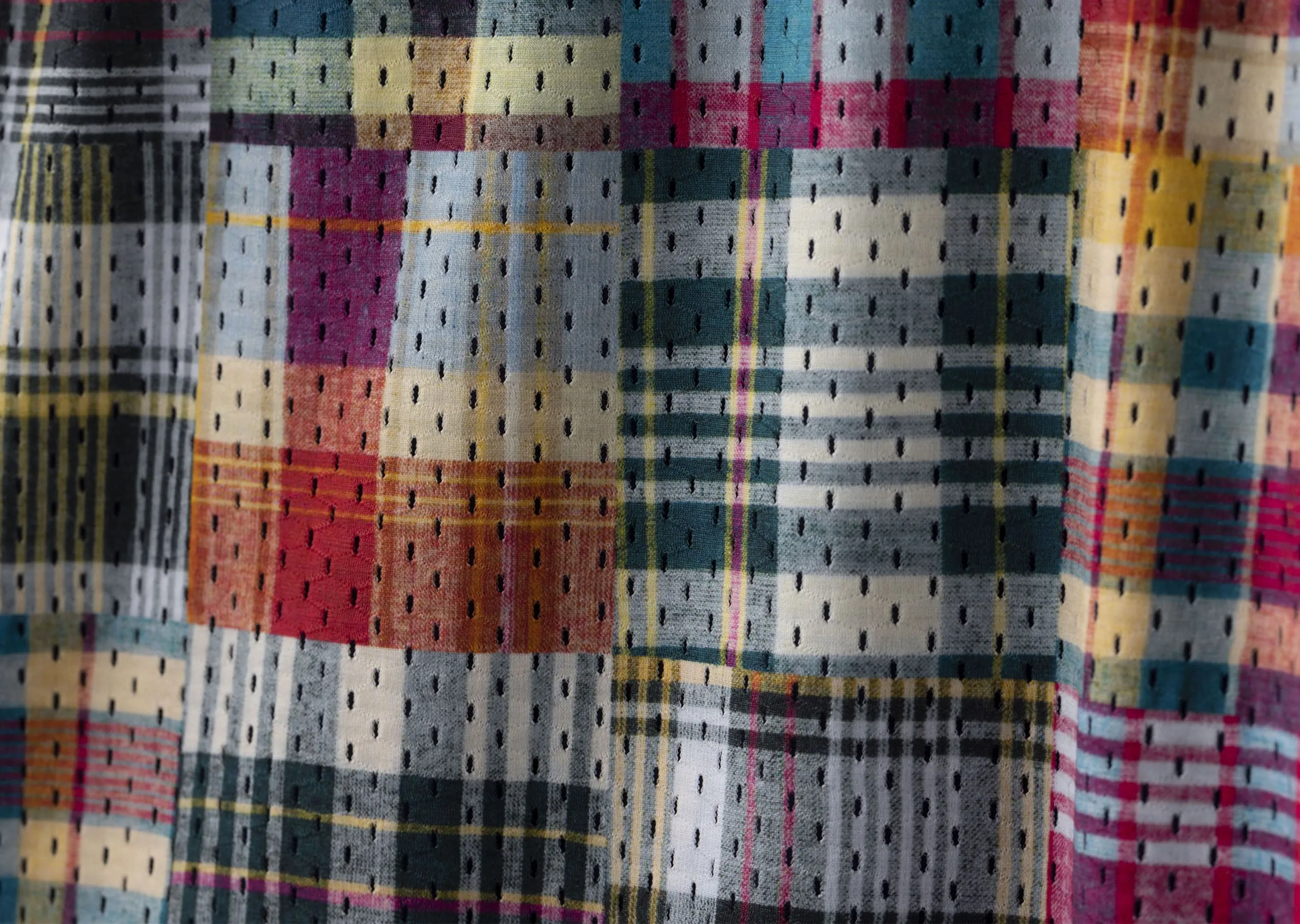 6" Pocket Lounge Short ~ Madras