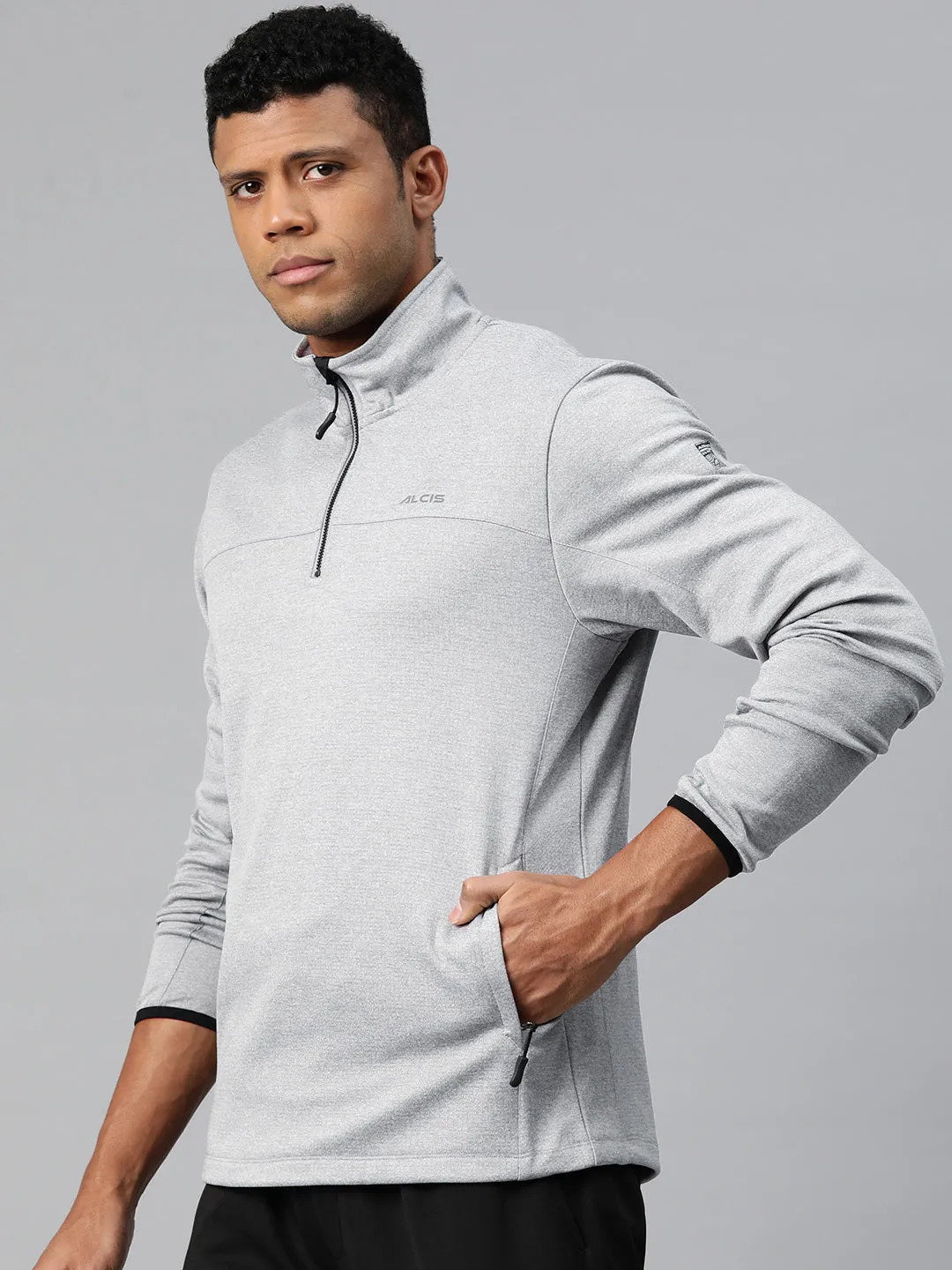 Alcis Men Solid Sweatshirt