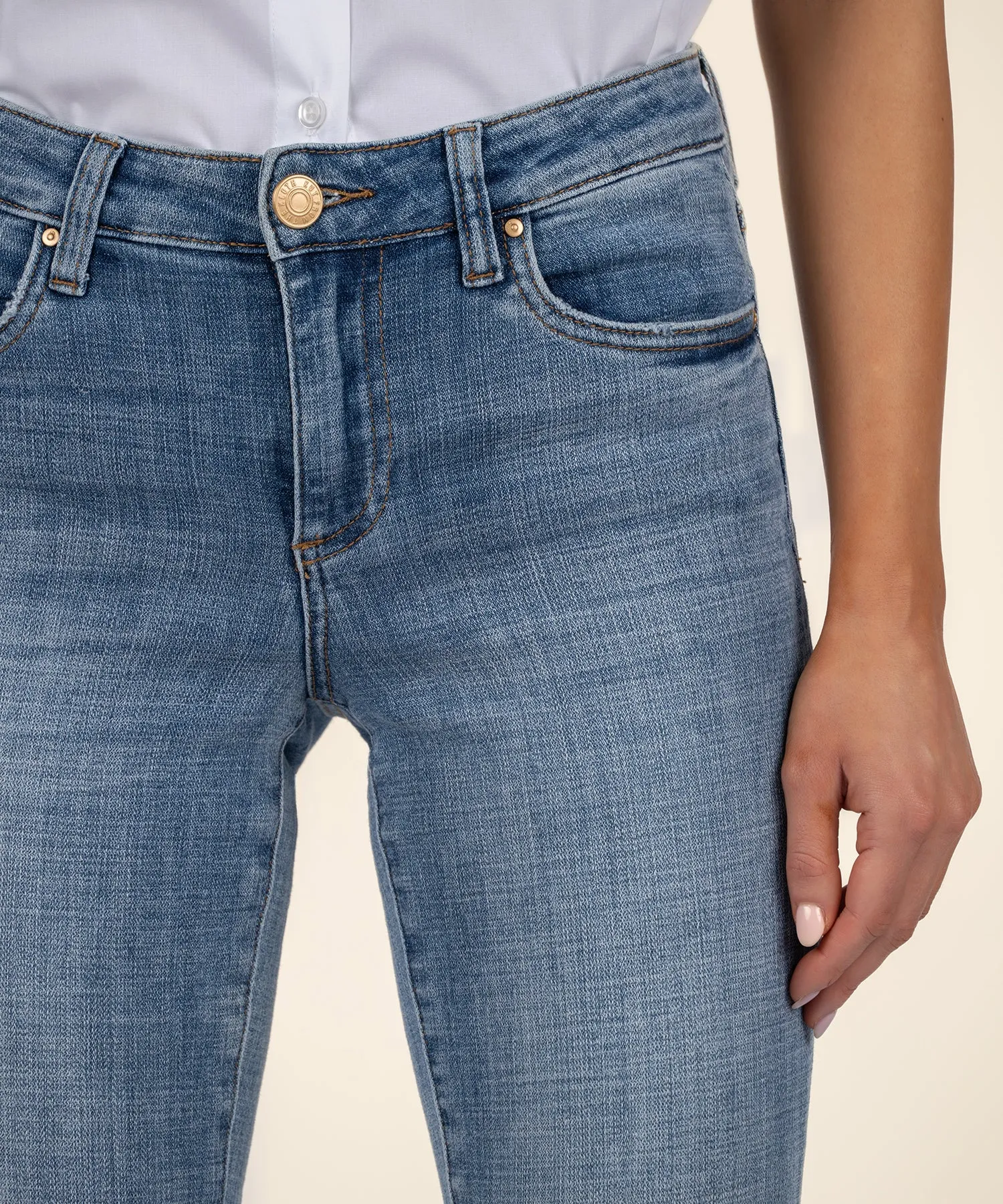 Amy Mid Rise Crop Straight Leg, Petite