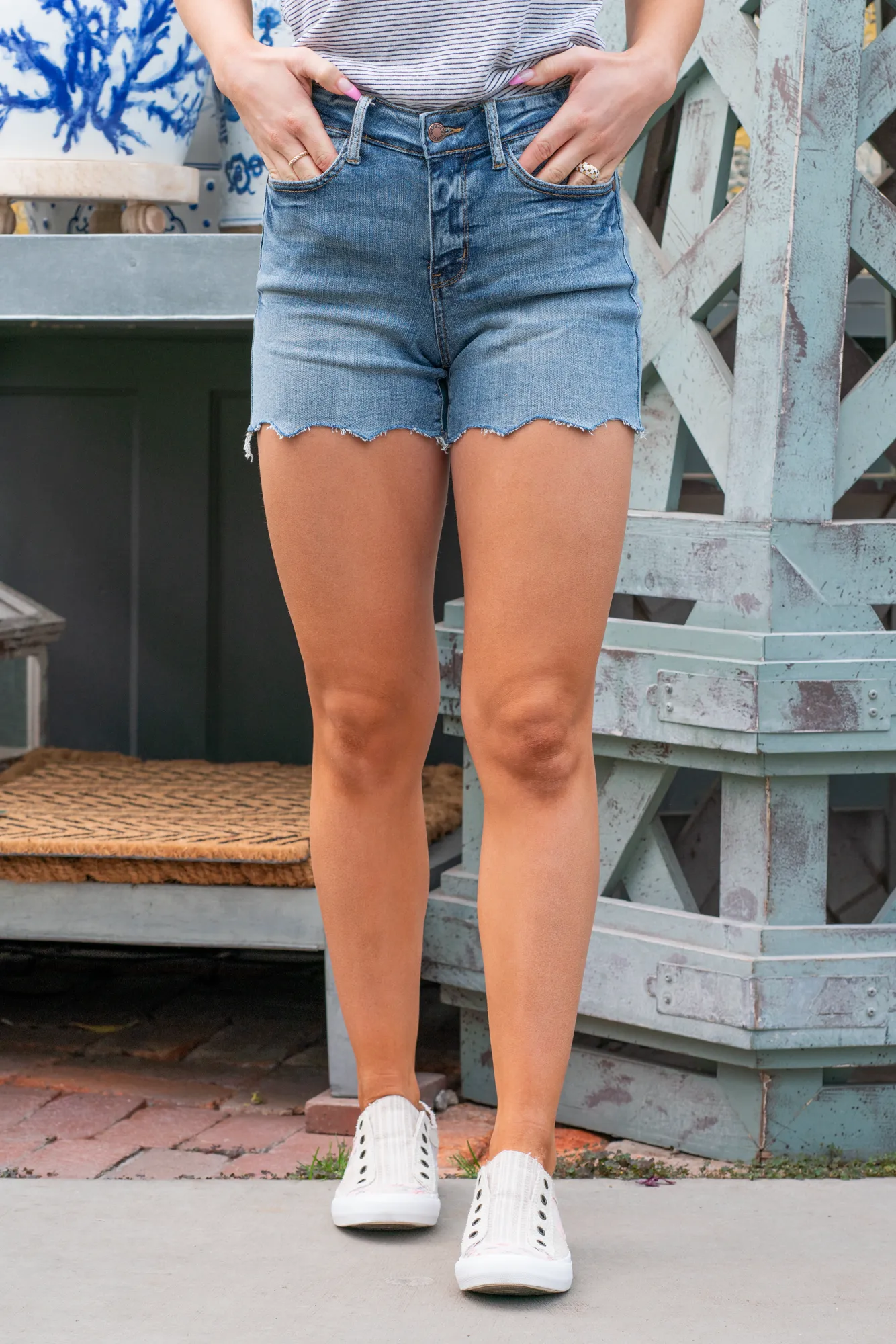 Bandana Print Mid Rise Shorts