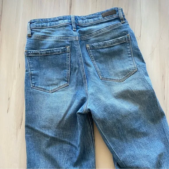 Blank NYC Great Jones Distressed Raw Hem Ripped Baggy Straight High Rise Jeans