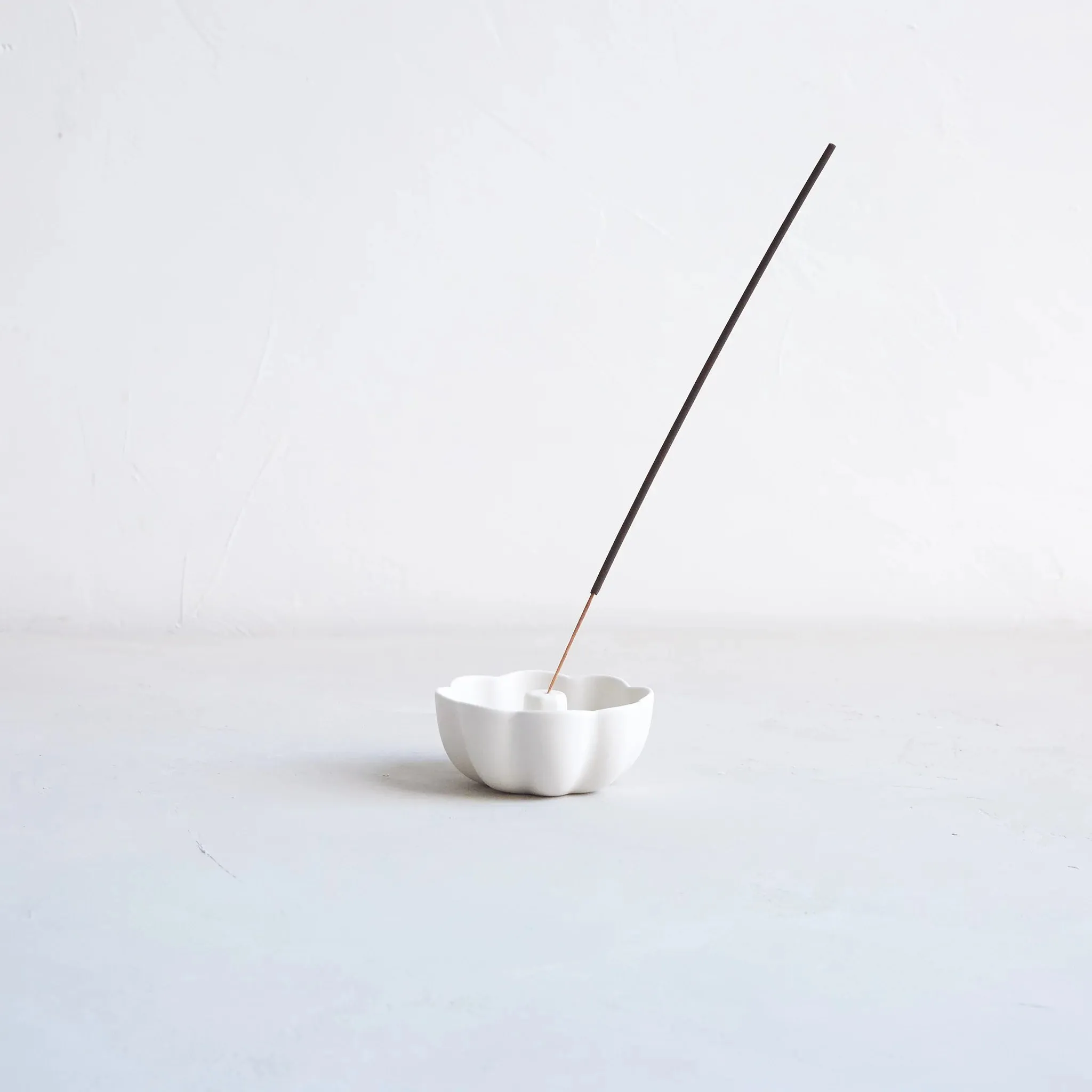 Ceramic Fleur Incense Holder