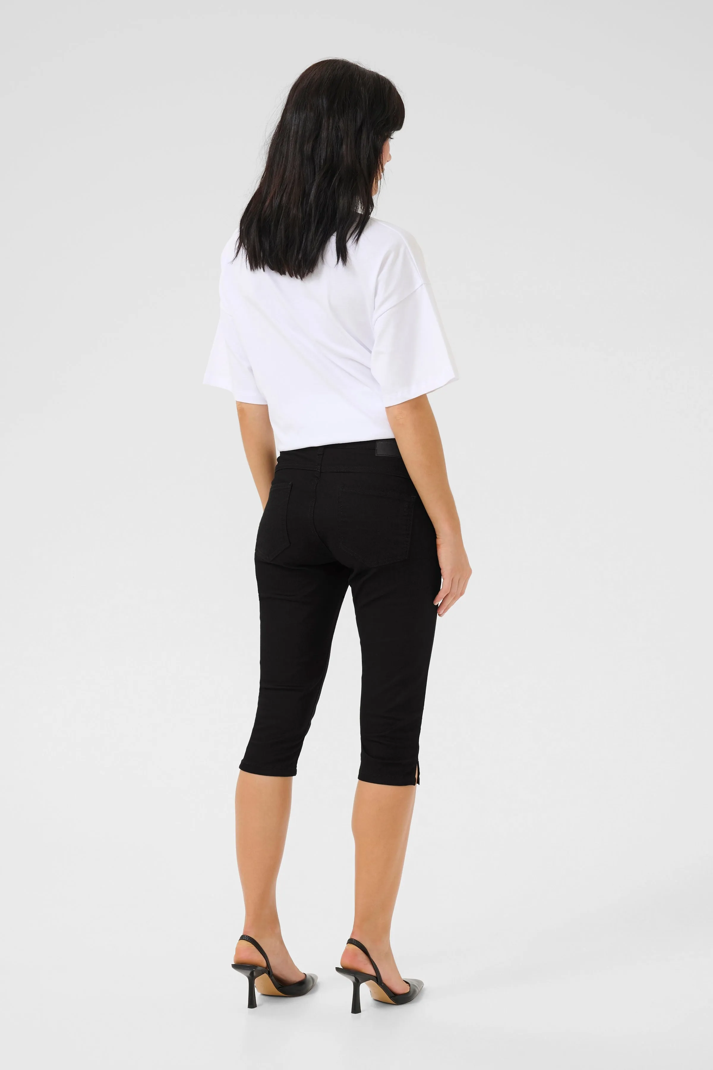 Cerol Capri Jeans - Black