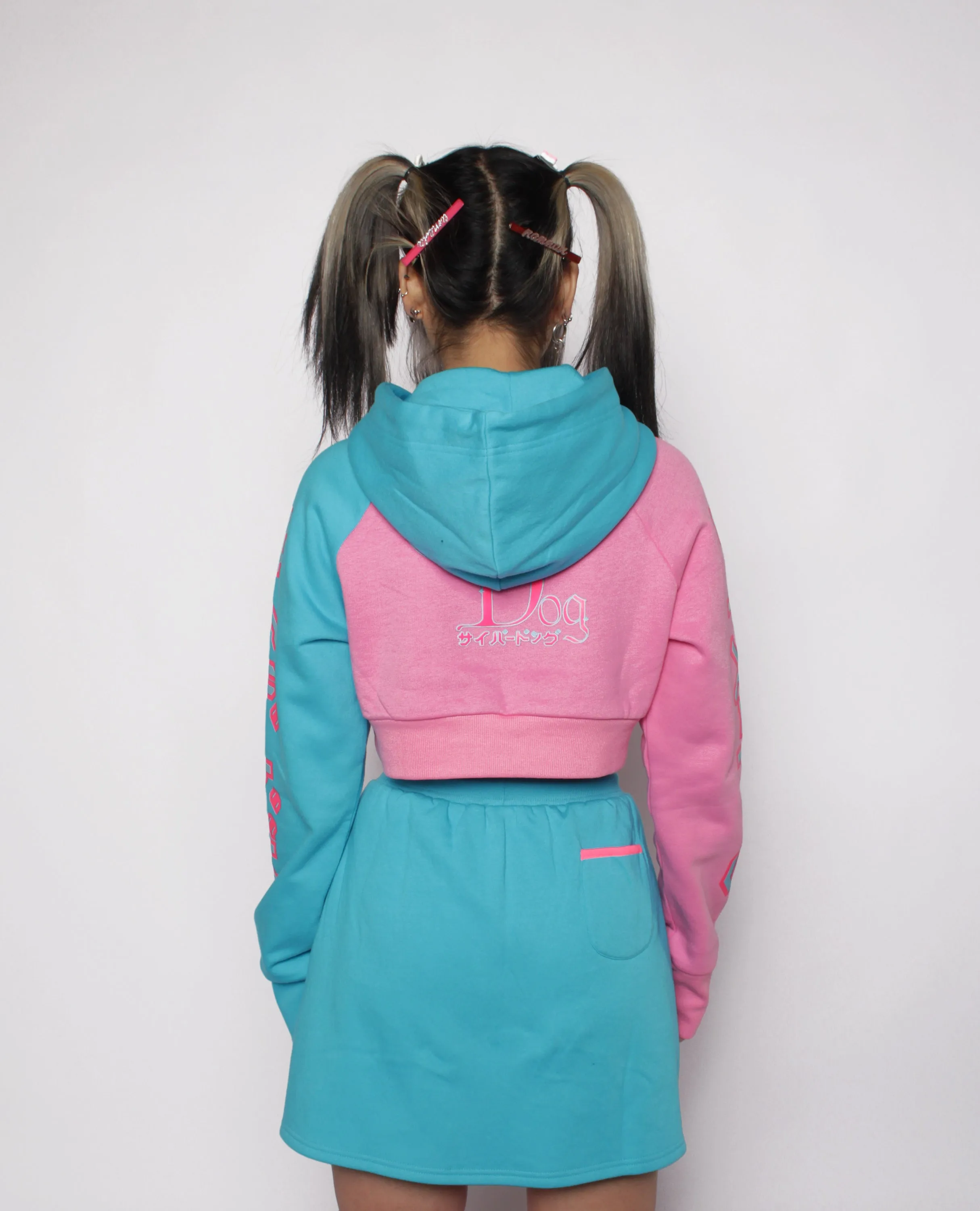 CROPPED HOODIE ANIMATIC
