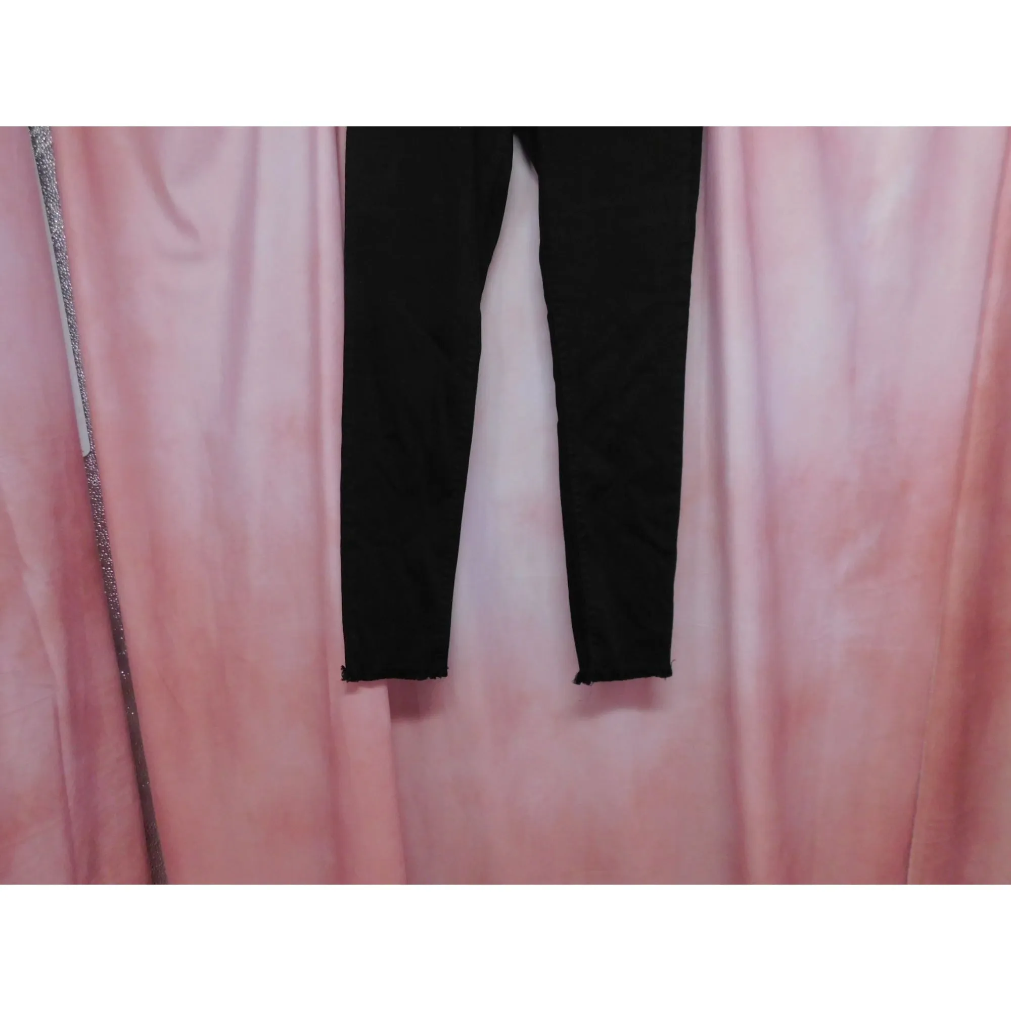 DL1961 Denim Raw Hem Skinny Jeans Women 27 Waist Black