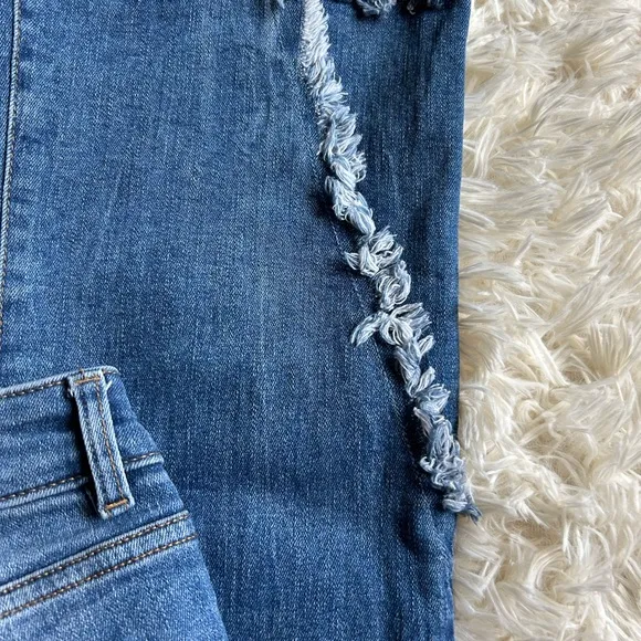 DL1961 Wallace High Rise Flare raw hem crop distressed denim size 27