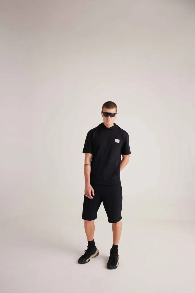 Essential Shorts - Black