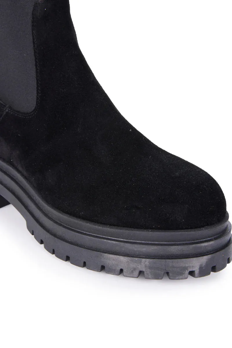 Estilo Emporio Valley Suede Boot - Black
