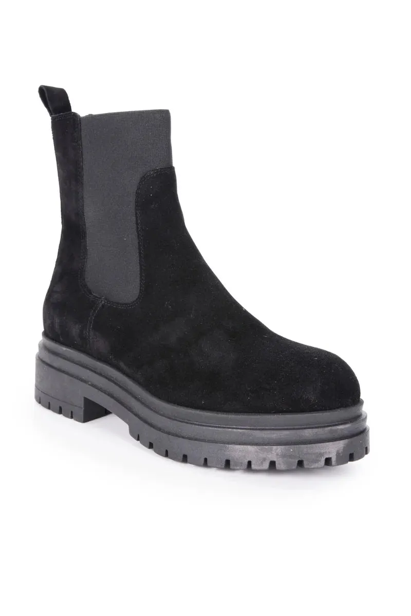 Estilo Emporio Valley Suede Boot - Black