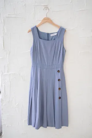 (FIRE DEAL) LAYLA PLEATED BUTTON MIDI DRESS IN DUSTY BLUE