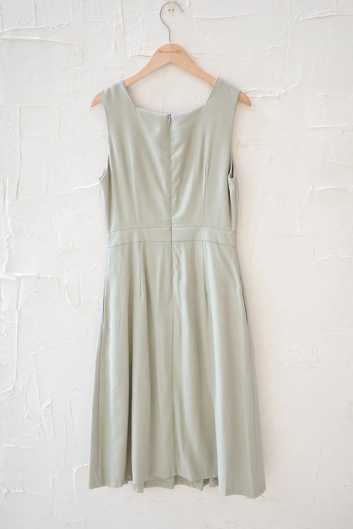 (FIRE DEAL) LAYLA PLEATED BUTTON MIDI DRESS IN SAGE