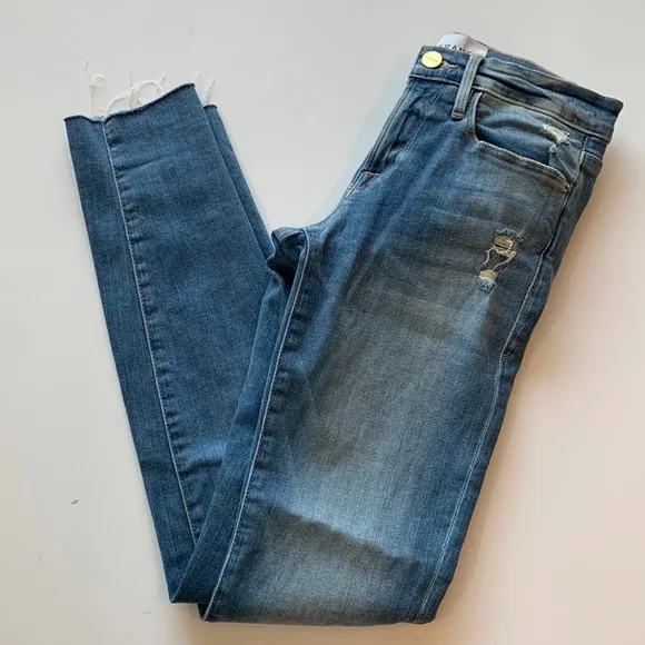 Frame - light wash denim, 24, Le Skinny de Jeanne