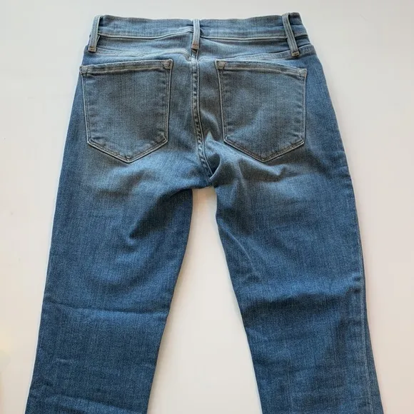 Frame - light wash denim, 24, Le Skinny de Jeanne