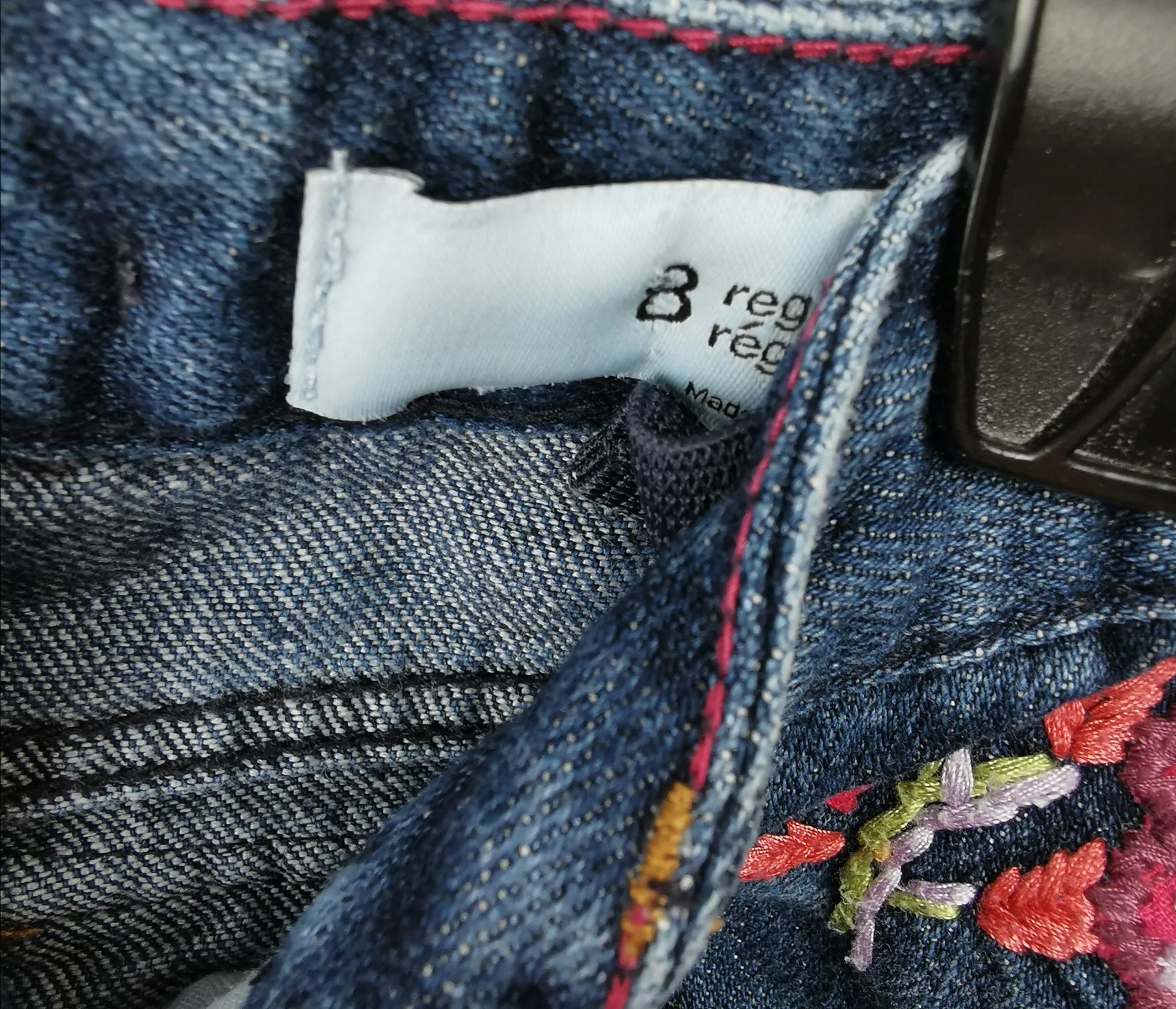 GIRL SIZE 8 YEARS - GAP Kids, Flarred Floral Jeans EUC B55