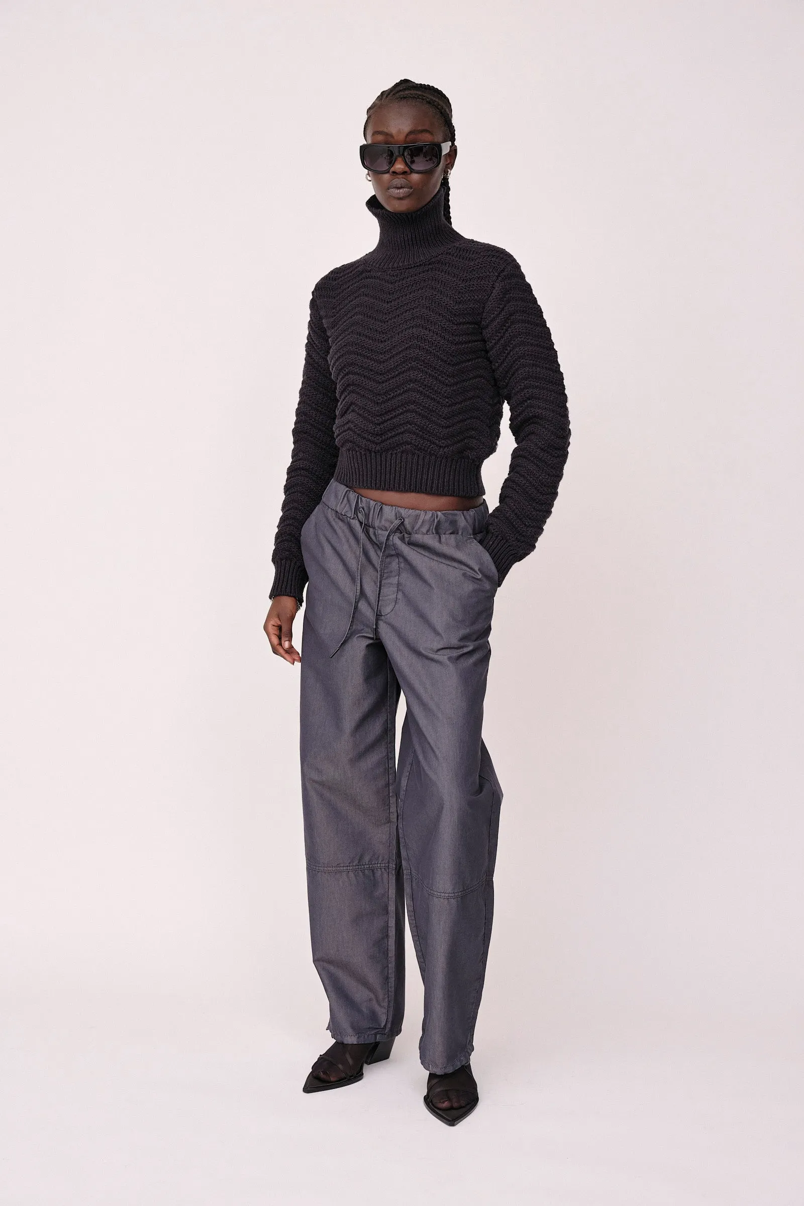 Hailey - Black