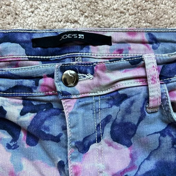 JOE’S JEANS WATERCOLOR FLORAL HIGH WATER JEANS