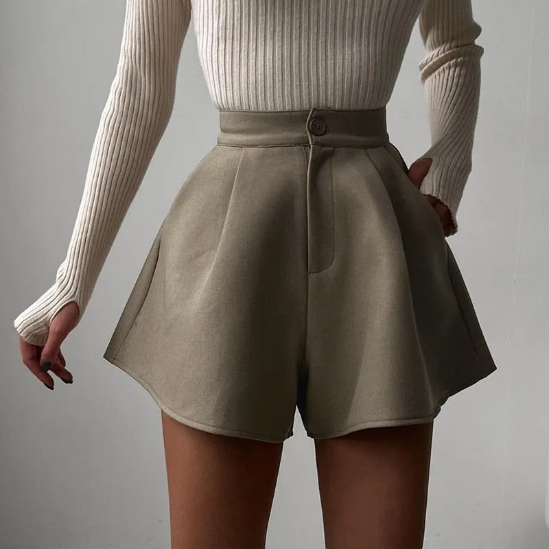 JULIA SHORTS