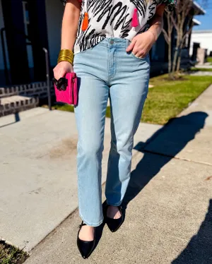 Just USA | Mid Rise Straight Jean in Light Denim