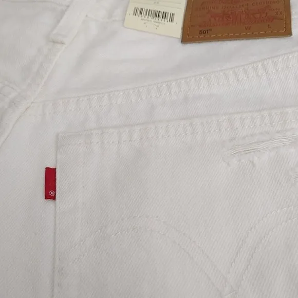 Levi's 501 High Rise CutOff  Women's Off White Button Fly NEW MSRP $79 R…