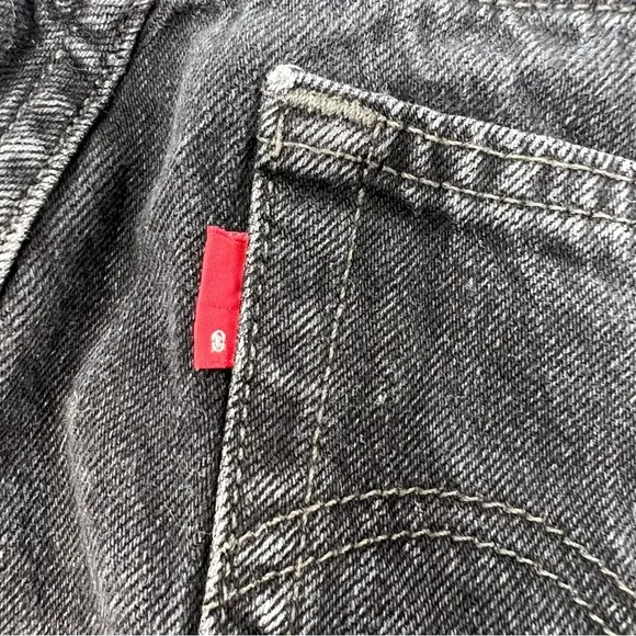 Levi’s 501 Mid Thigh Jean Shorts Women’s 27 Black Wash Distressed Denim