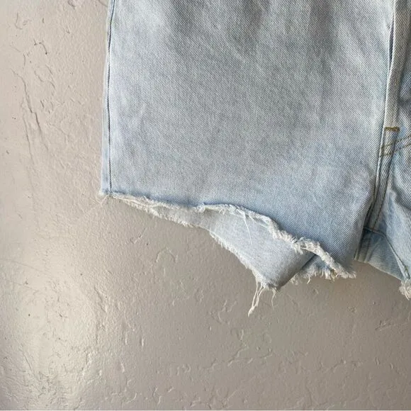 Levi's 501 Original Fit High Rise Cutoff Raw Hem Light Wash Shorts in Ojai Lake