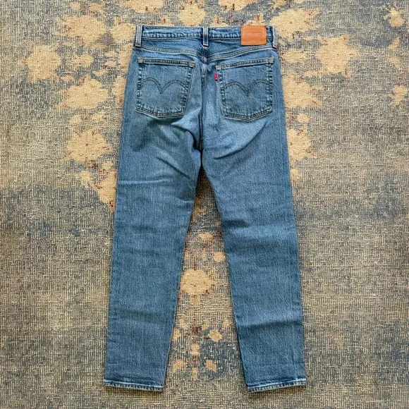 Levi's Wedgie Icon Jean in These Dreams 27