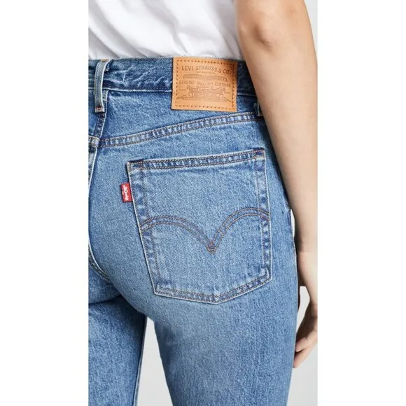 Levi's Wedgie Icon Jean in These Dreams 27