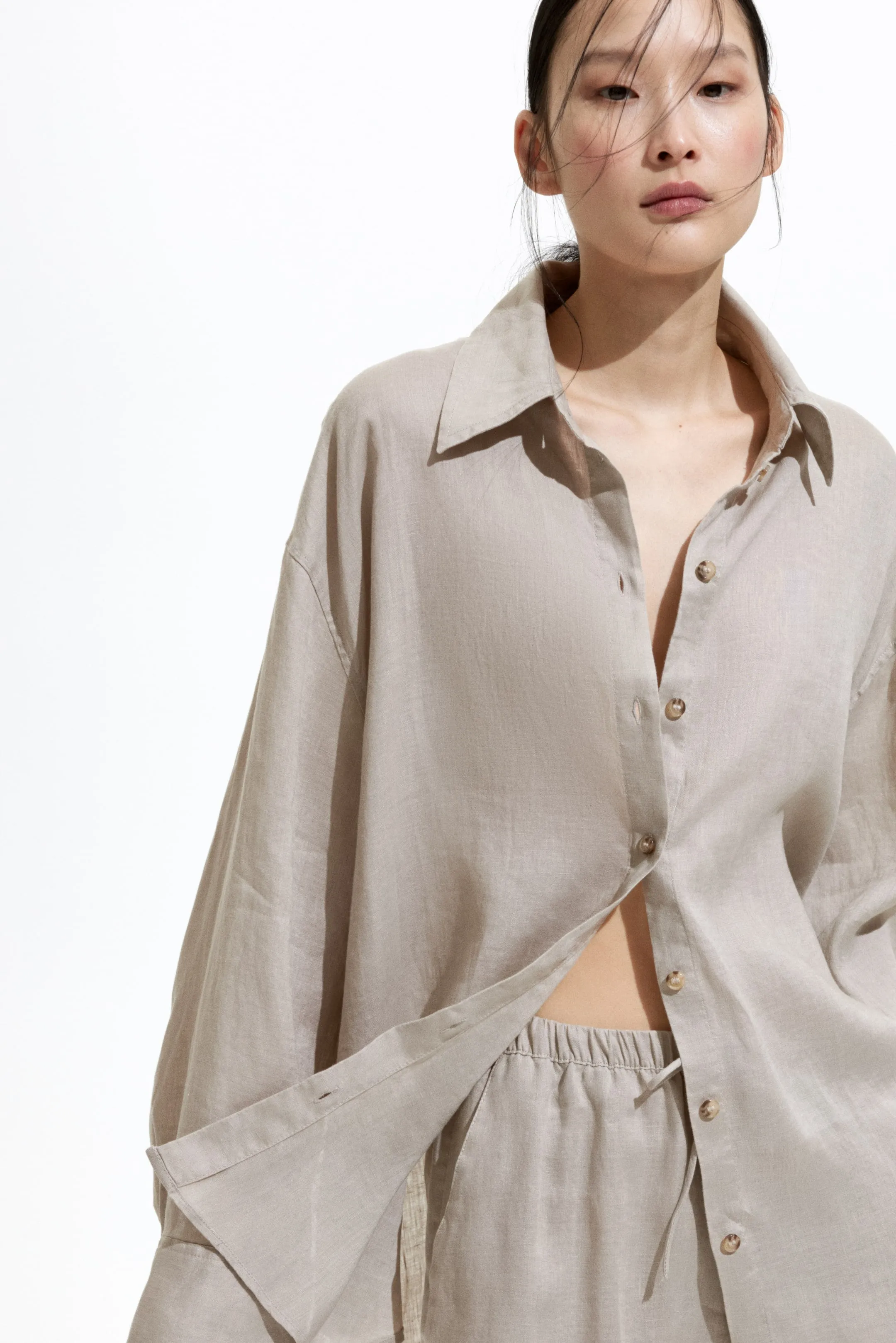 Linen Bermuda shorts