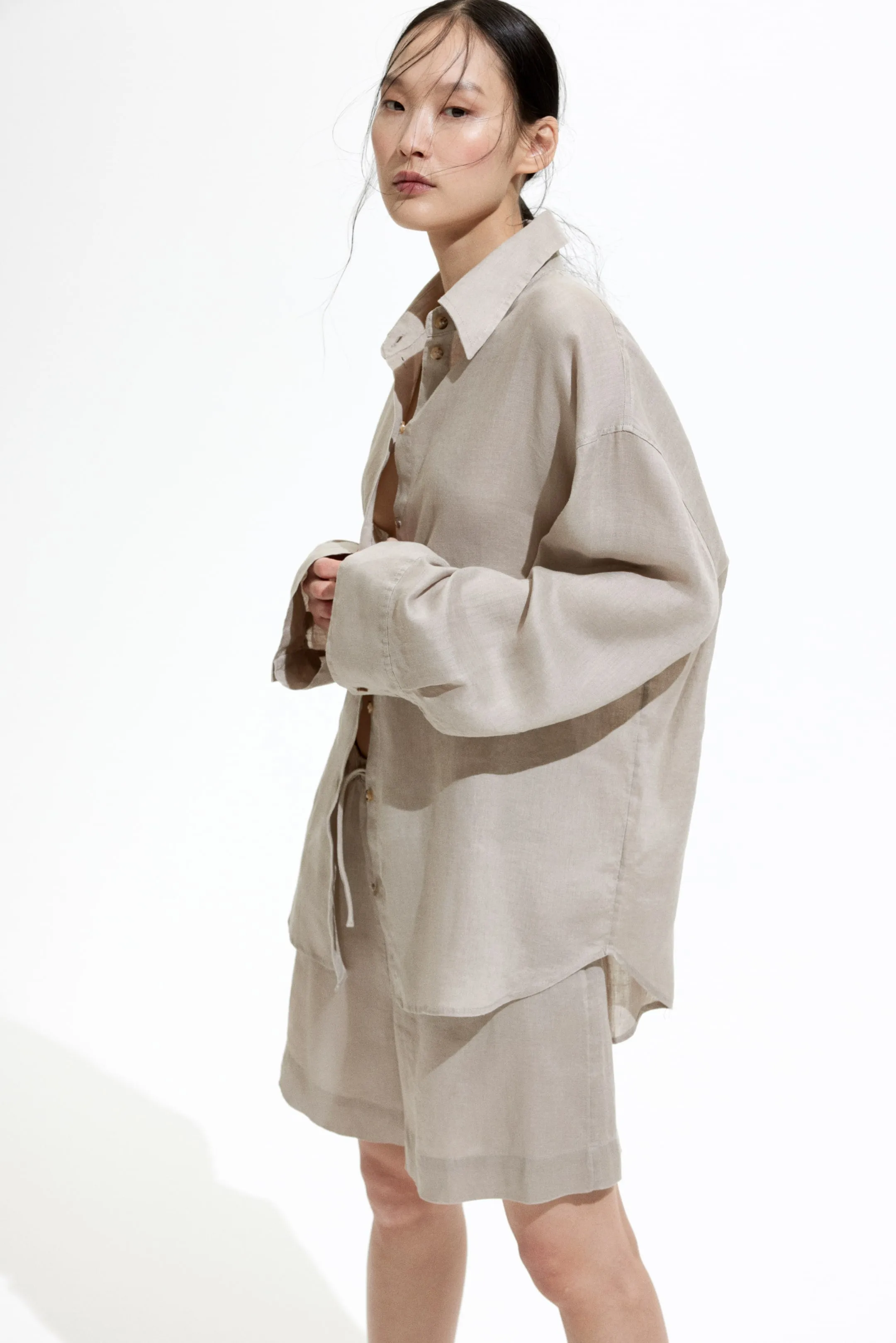 Linen Bermuda shorts