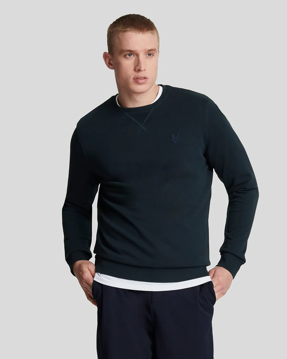 Lyle And Scott Tonal Eagle Sweatshirt Dark Navy