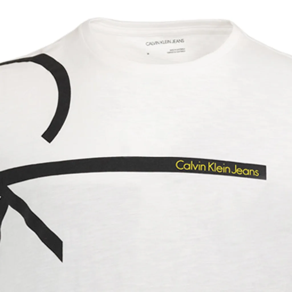MEN T-SHIRT
