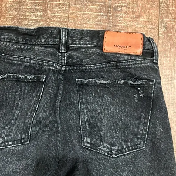 Moussy Vintage Black Staley Mid Rise Tapered Distressed Frayed Hem Jeans