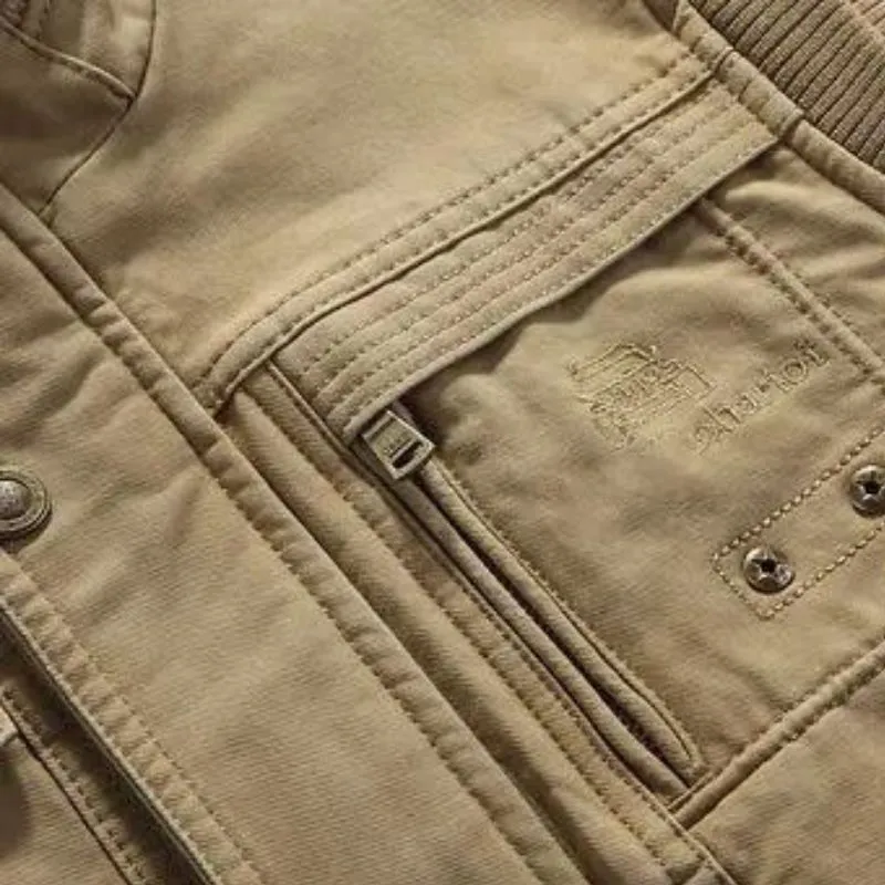 Multi-pocket men's vest - rigorous