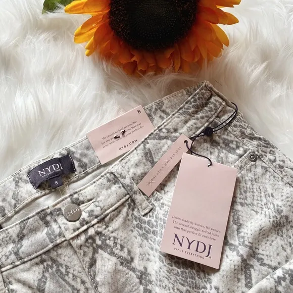 NEW NYDJ Snake Print Jeans