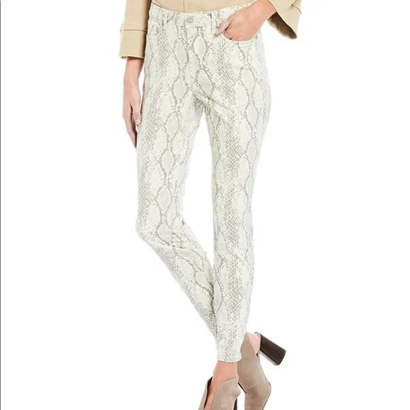 NEW NYDJ Snake Print Jeans