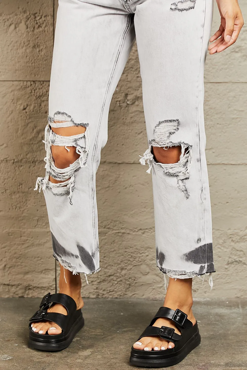 Now You See Me Cropped Jeans