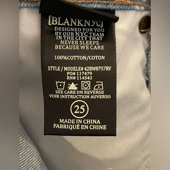 NWT BLANKNYC The Reeve Ultra High-Rise Frayed Hem Light Denim Shorts Size 25