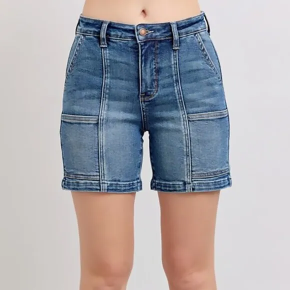 NWT Judy Blue High Rise Denim Shorts w Back Flap Pockets, Seam Detail, Stretch