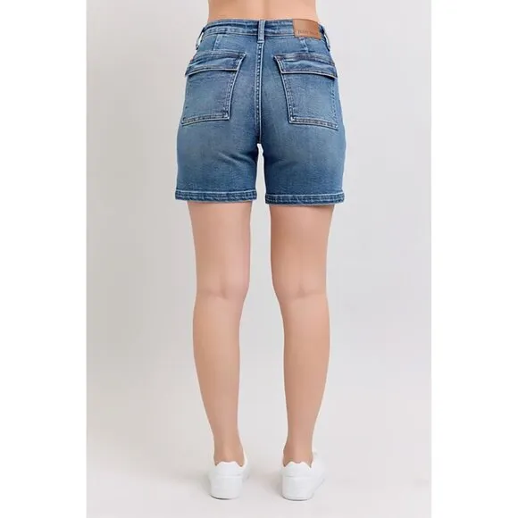 NWT Judy Blue High Rise Denim Shorts w Back Flap Pockets, Seam Detail, Stretch