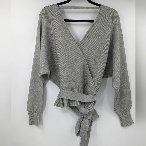 NWT LULU'S Faux Wrap Cropped Dolman Sweater