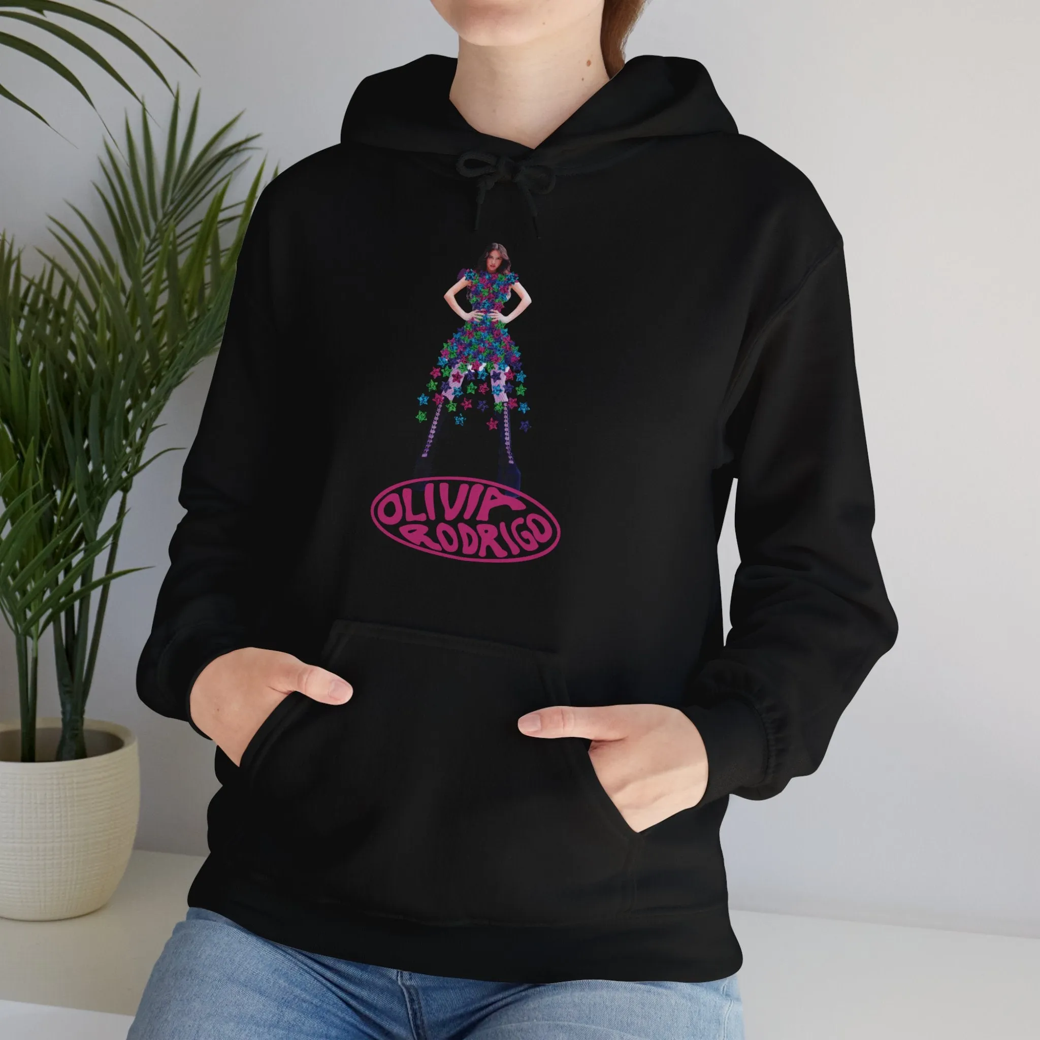 Olivia Rodrigo Hits Magazine Cover Unisex Heavy Blend Hooded Sweatshirt