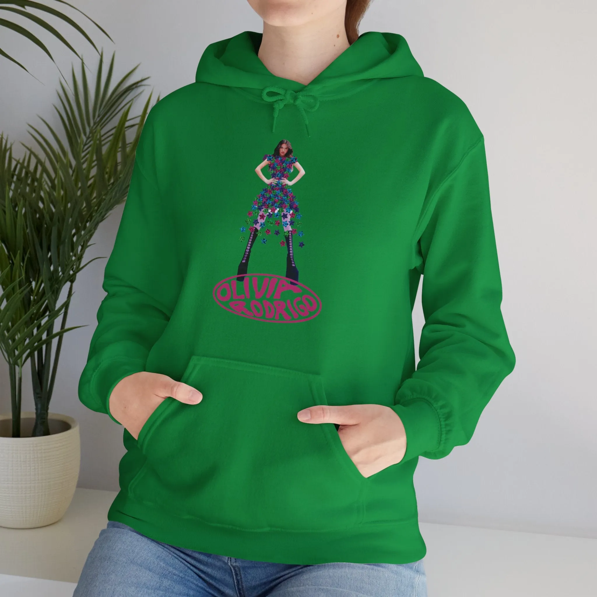 Olivia Rodrigo Hits Magazine Cover Unisex Heavy Blend Hooded Sweatshirt
