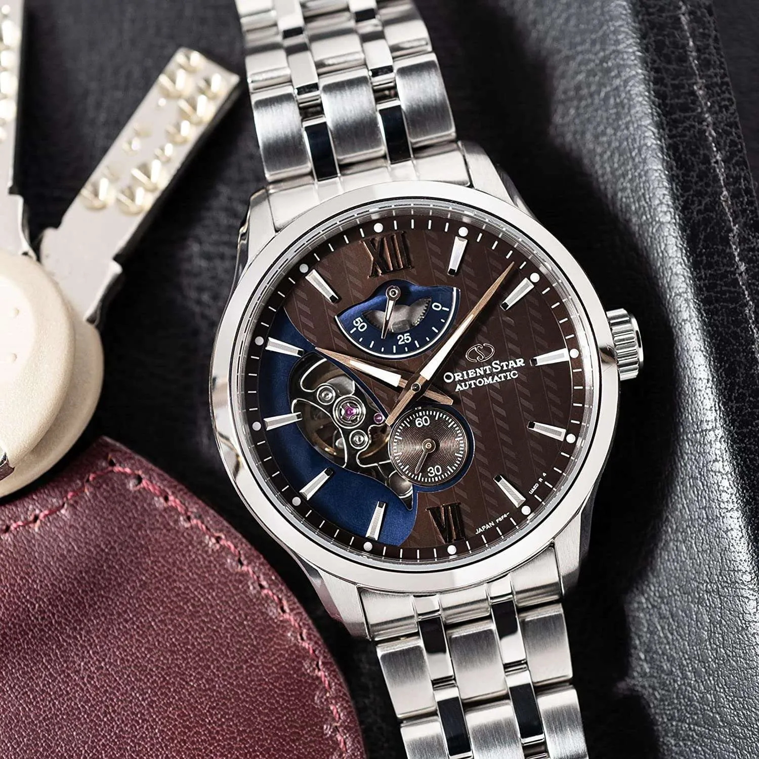 ORIENT STAR CONTEMPORARY COLLECTION LAYERED SKELETON MEN WATCH RK-AV0B02Y