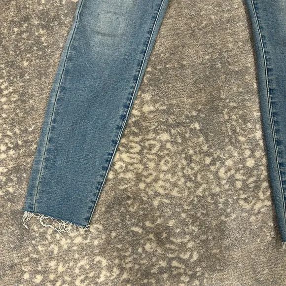PISTOLA DISTRESSED HIGH WAIST SKINNY JEANS SIZE 27