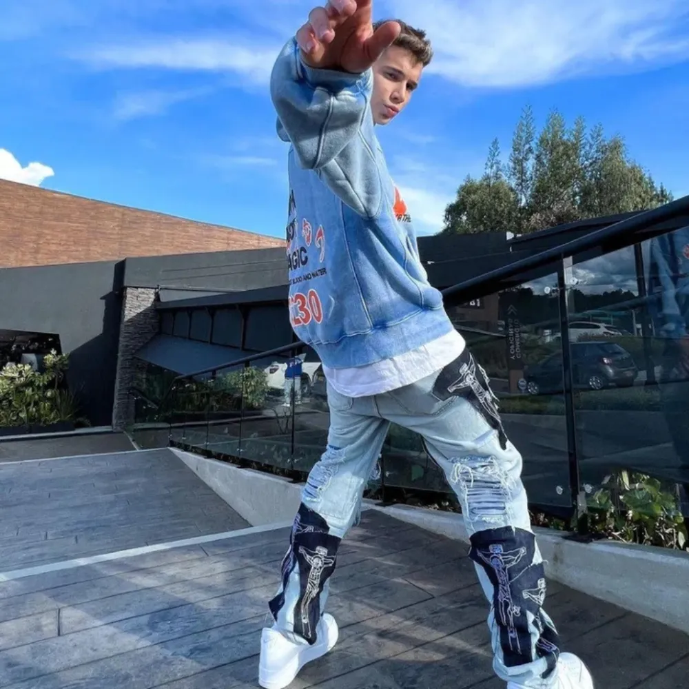 "High Street Ripped Patch Straight" Jeans