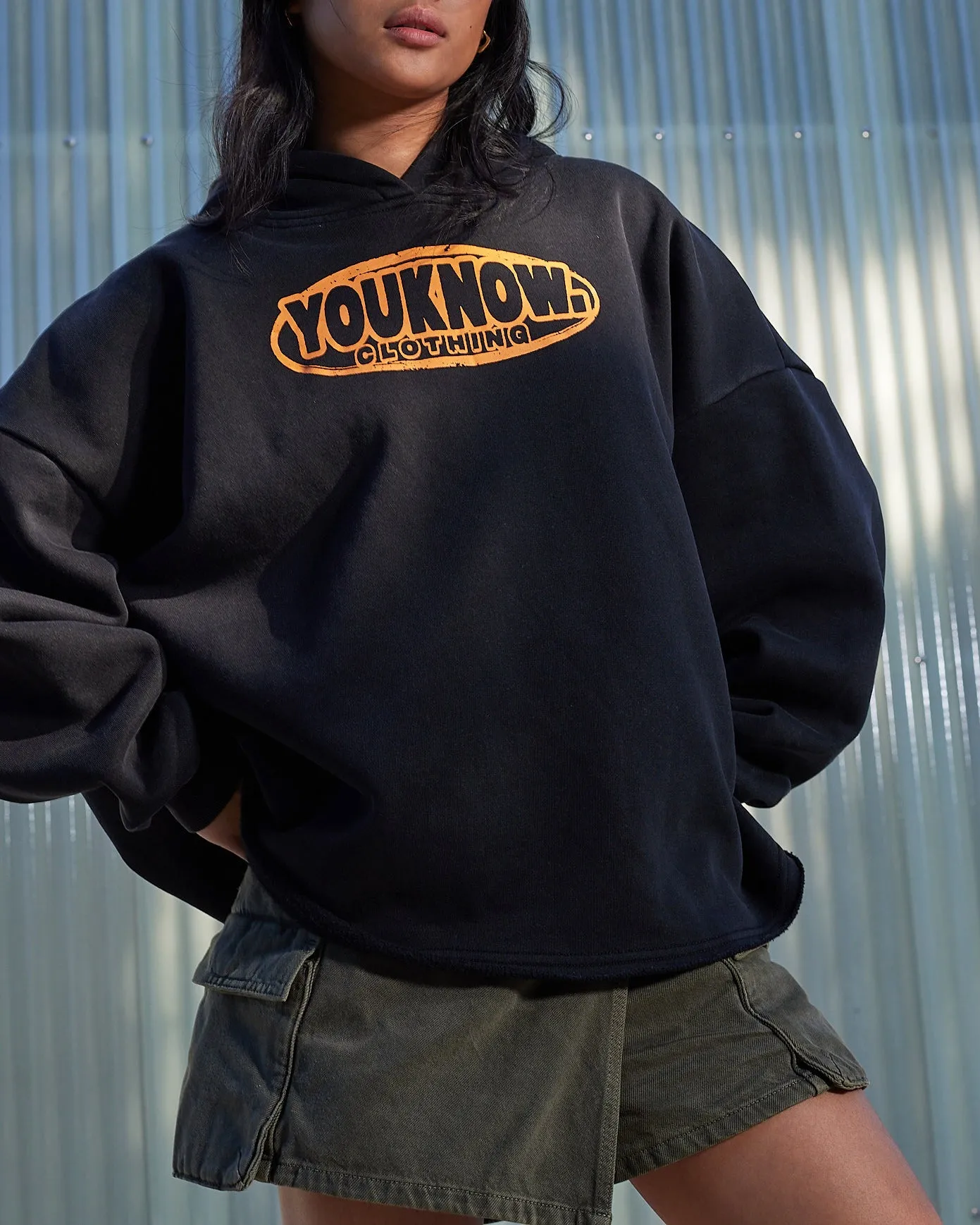 RAW HEM HOODIE | Black