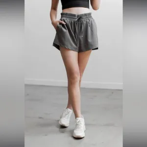 Savvi Woman's Gray Lightweight High Low Taylor Shorts, Size SM