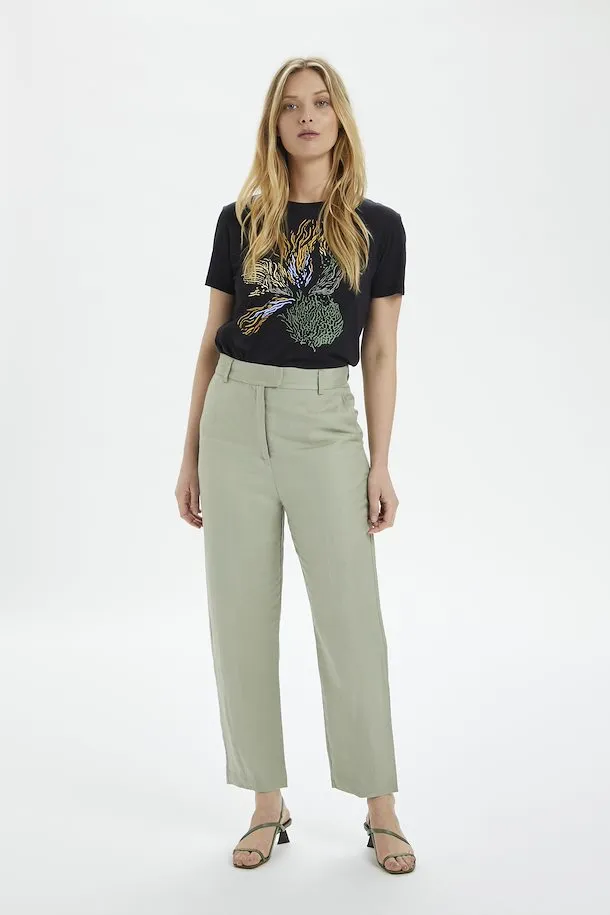 Soaked In Luxury Jo Tee in black