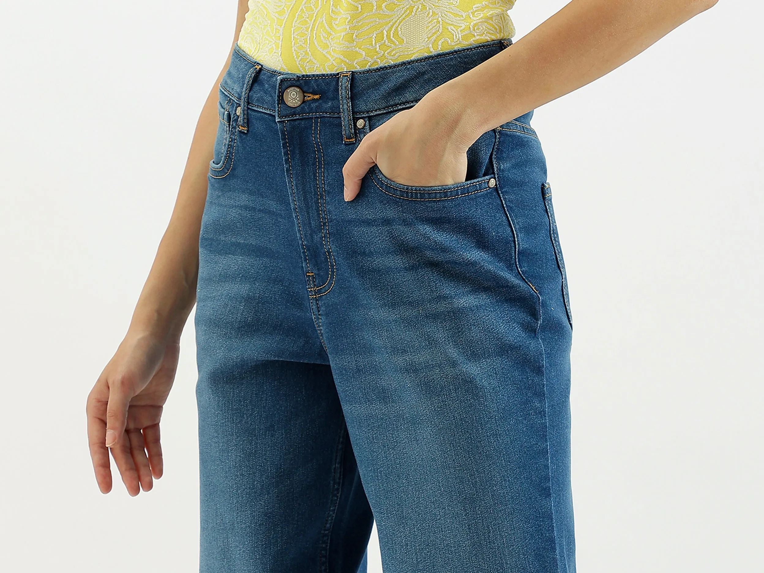 Solid Straight Fit Jeans